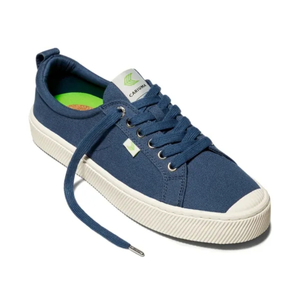 Cariuma Men's Blue Canvas Sneakers